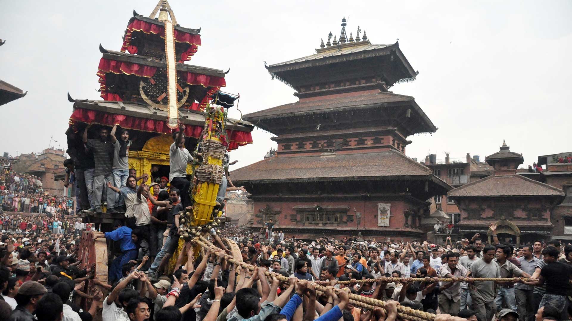 Bisket Jatra: Festivals In Bhaktapur, Nepal